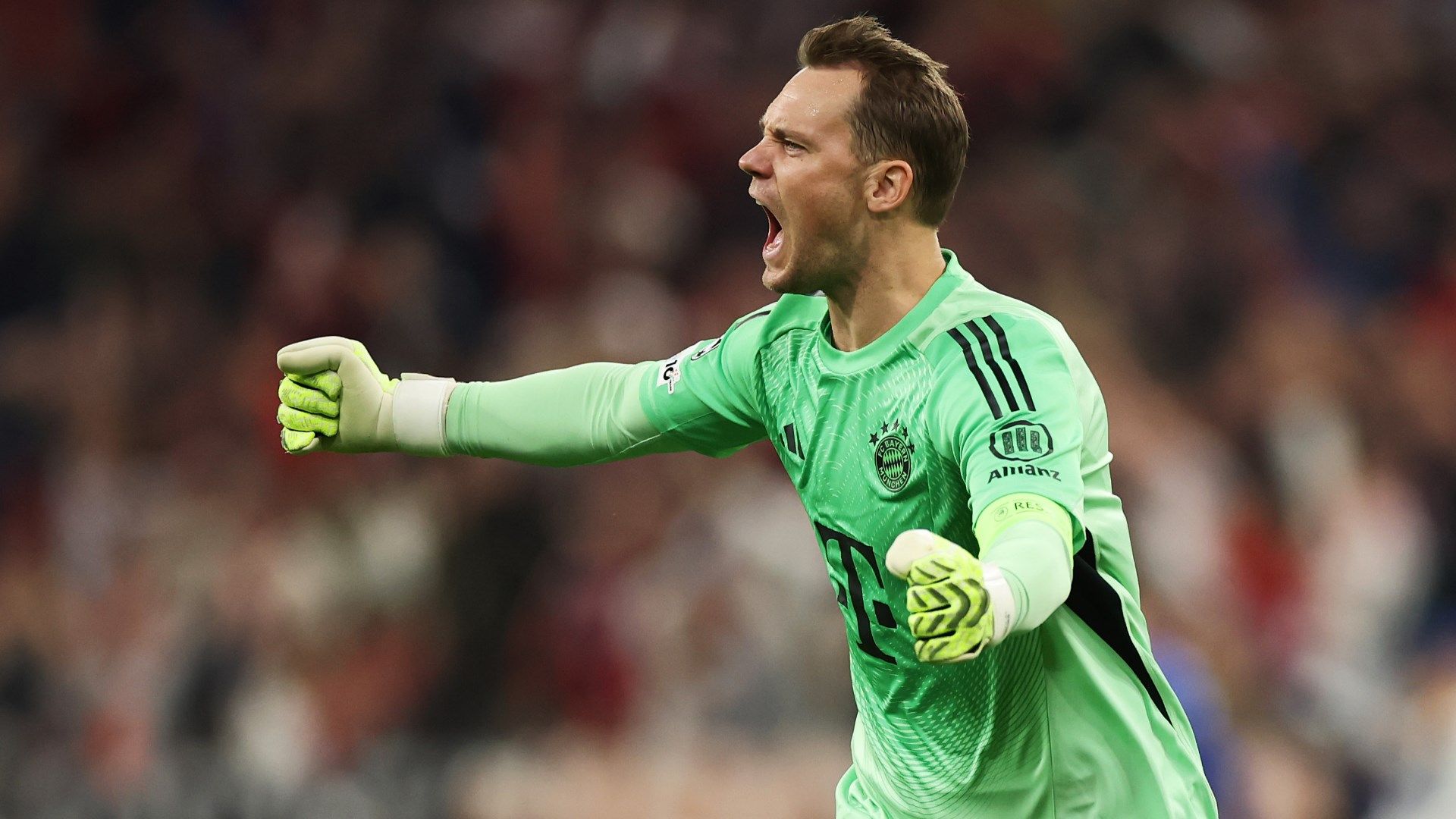 FC Bayern München: Manuel Neuer feiert Comeback gegen Gladbach FC Bayern München: Manuel Neuer feiert Comeback gegen Gladbach